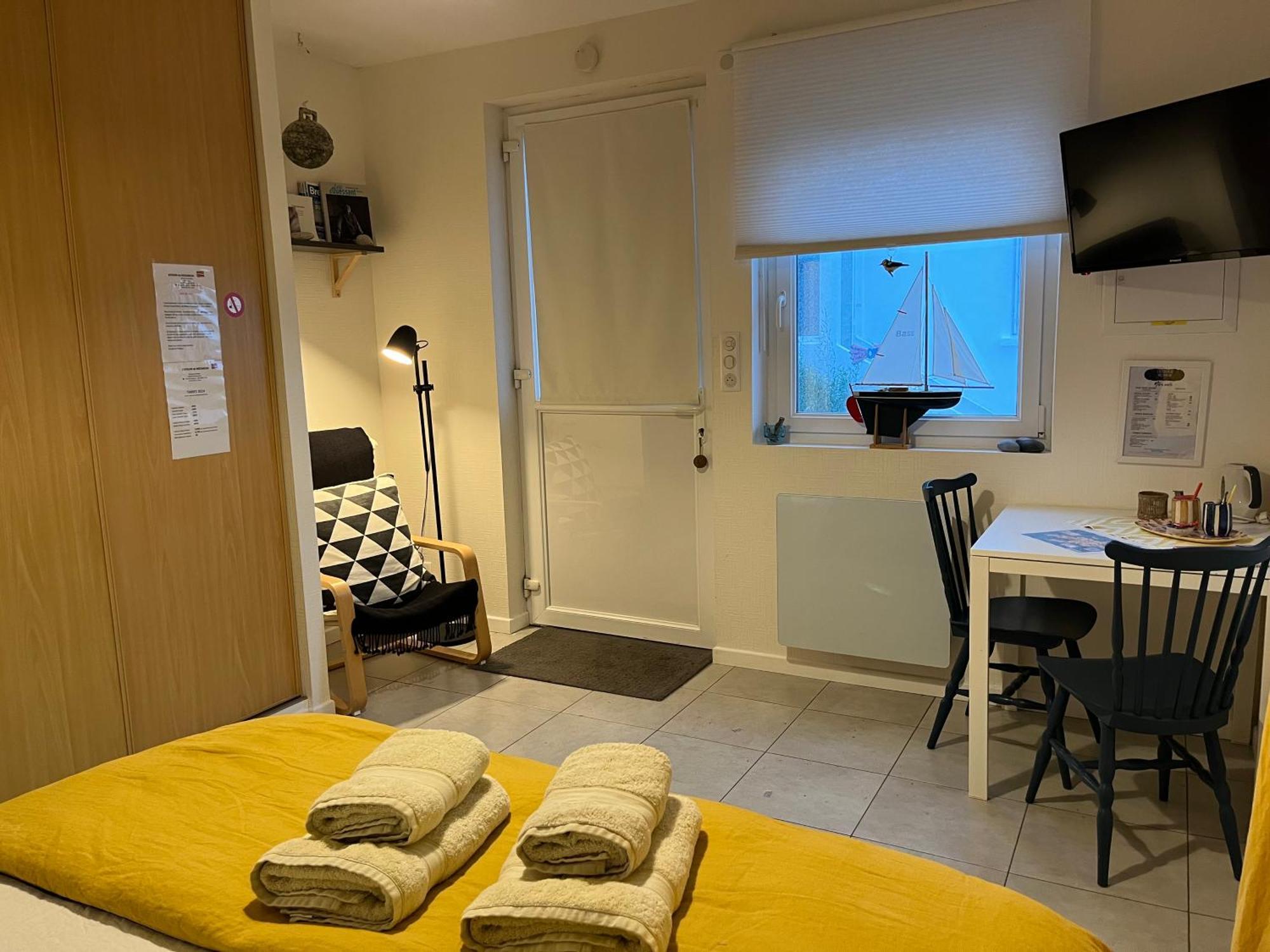 Bed and Breakfast L'Atelier De Mezareun Ushant Exteriér fotografie